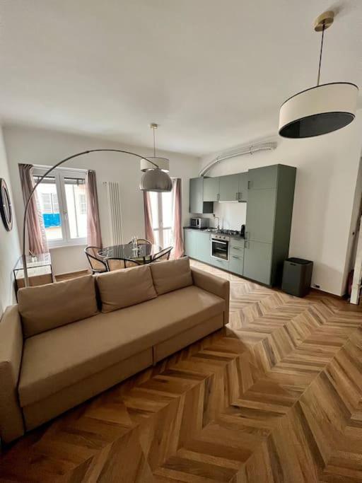Casa Sassari - Vicino Porta Susa F.S. Turin Exteriör bild