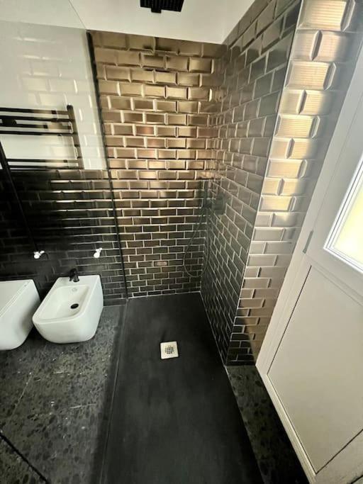 Casa Sassari - Vicino Porta Susa F.S. Turin Exteriör bild