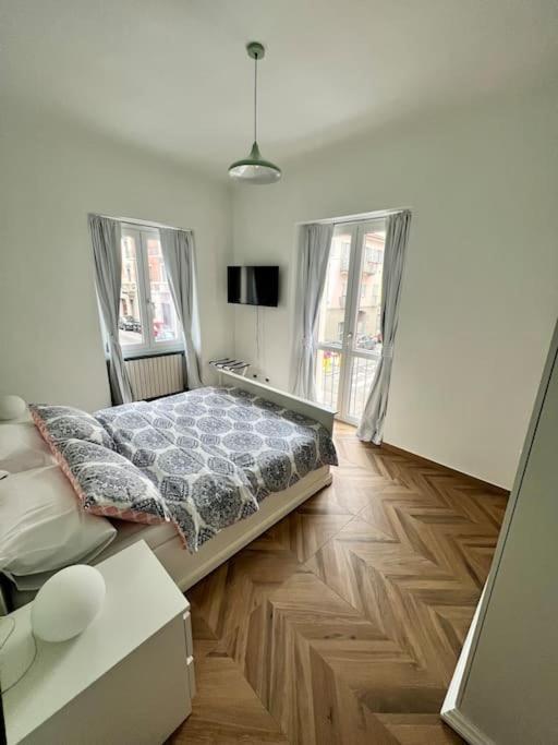 Casa Sassari - Vicino Porta Susa F.S. Turin Exteriör bild