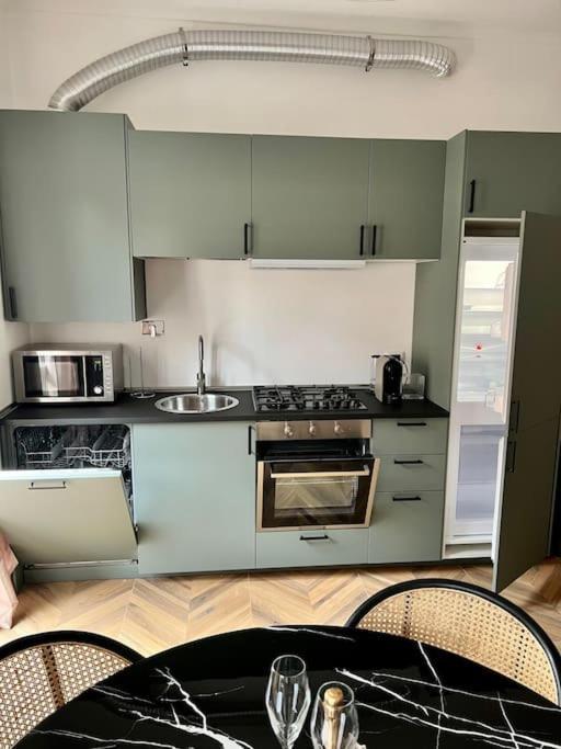 Casa Sassari - Vicino Porta Susa F.S. Turin Exteriör bild